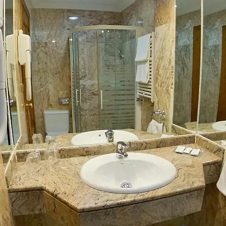 Diana Centro Ciudad Hotel 3*